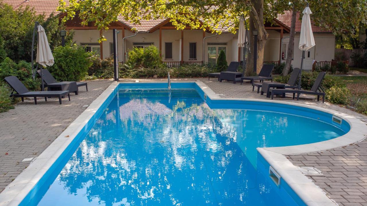 Hotel Platan Zamardi Ngoại thất bức ảnh