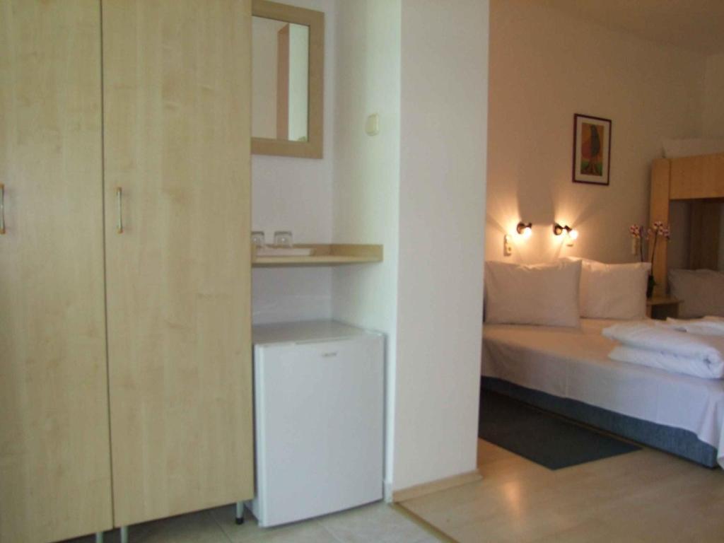 Hotel Platan Zamardi Ngoại thất bức ảnh